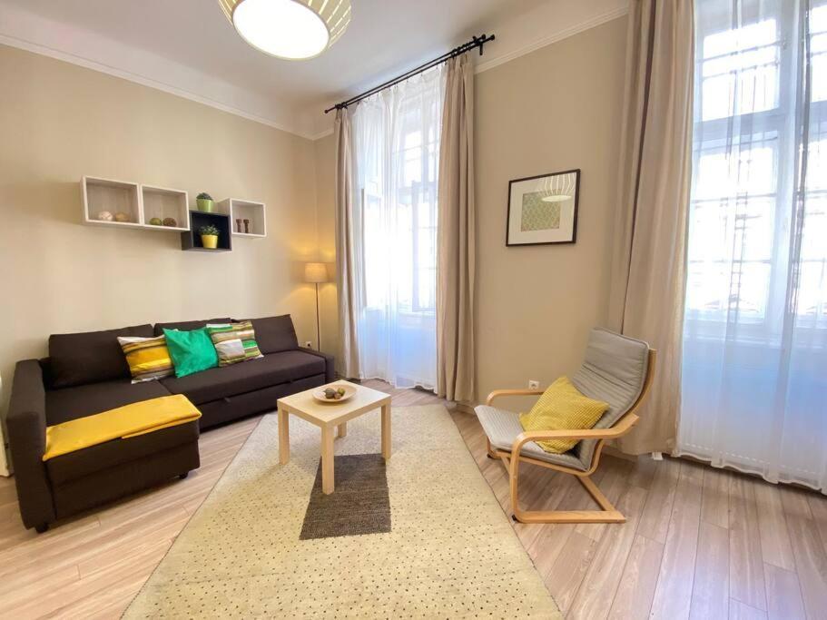 Orangehomes One Bedroom Comfy Apartment Budapest Kültér fotó